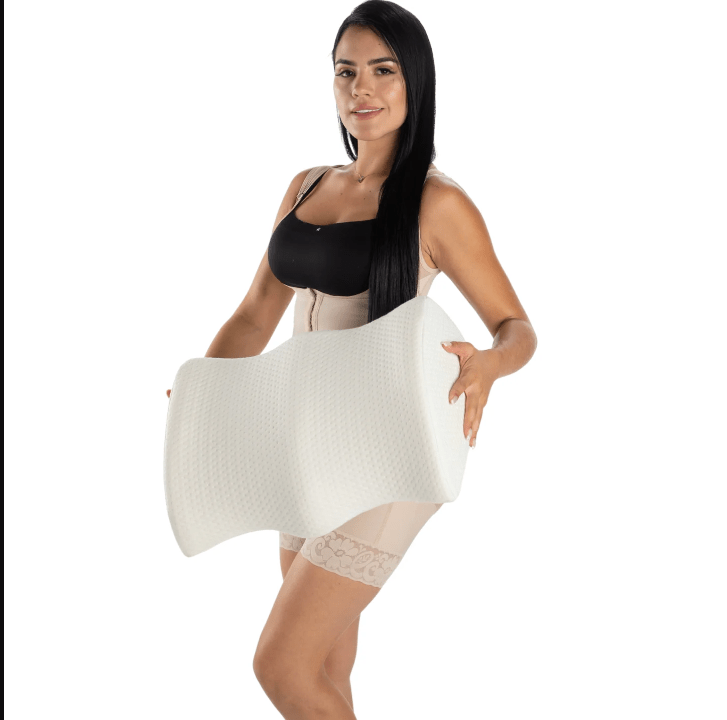 Top Tips for Using a BBL Pillow During Car and Airplane Travel - Bombshell Booty Pillow